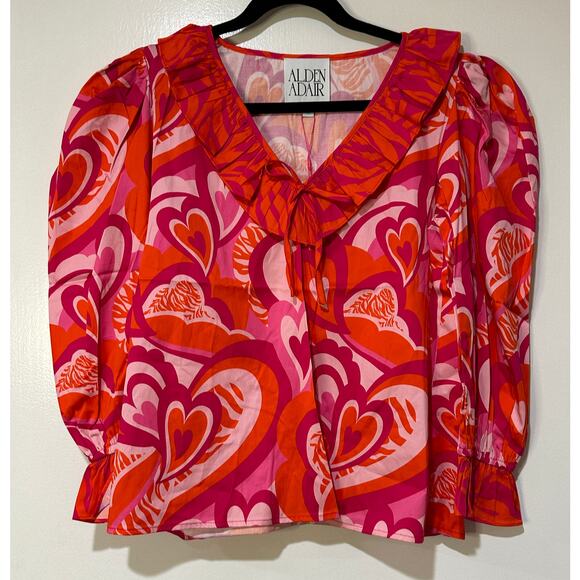 Alden Adair Jean Top Lovers Lane Size Medium NWT Red Pink Romantic Blouse - Picture 2 of 14